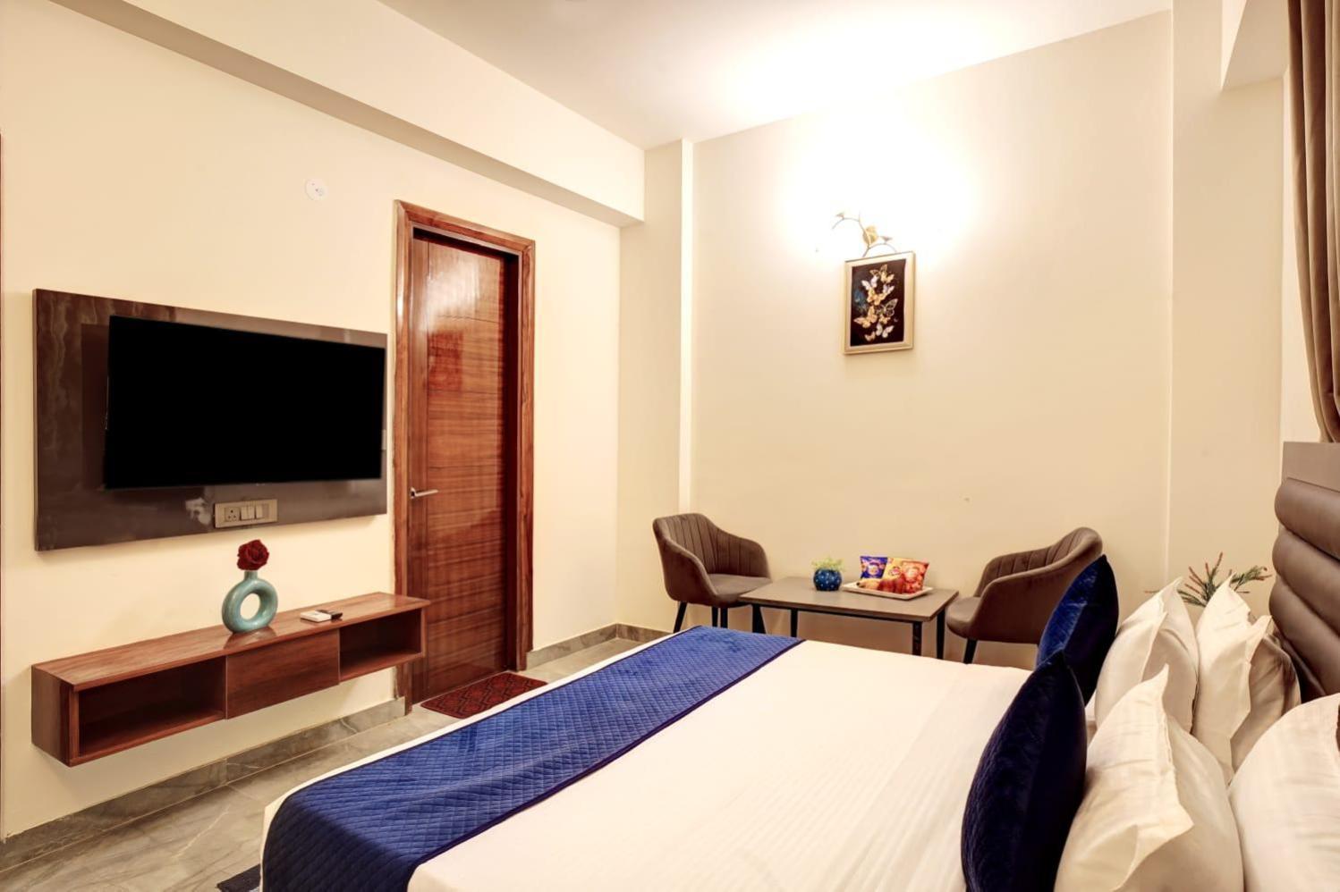 Hotel Elite Grand Near Kailash Hospital Noida Eksteriør bilde