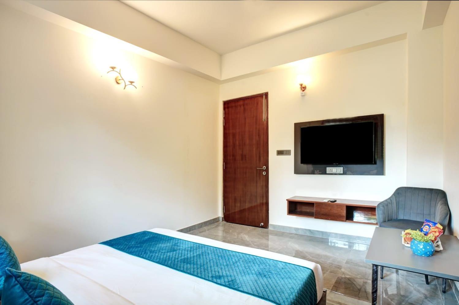 Hotel Elite Grand Near Kailash Hospital Noida Eksteriør bilde