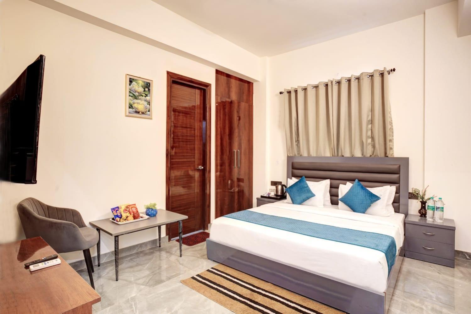 Hotel Elite Grand Near Kailash Hospital Noida Eksteriør bilde