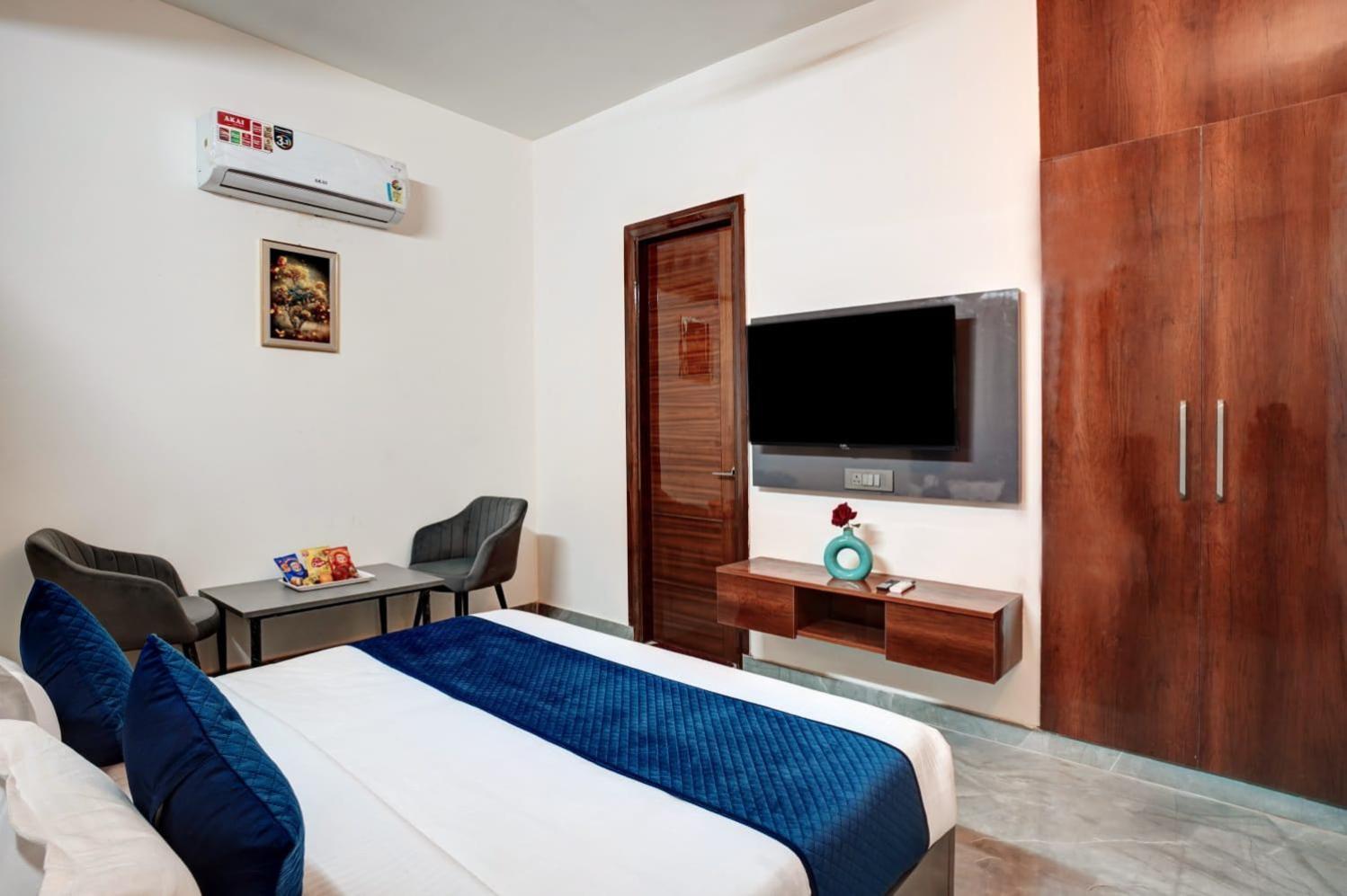 Hotel Elite Grand Near Kailash Hospital Noida Eksteriør bilde