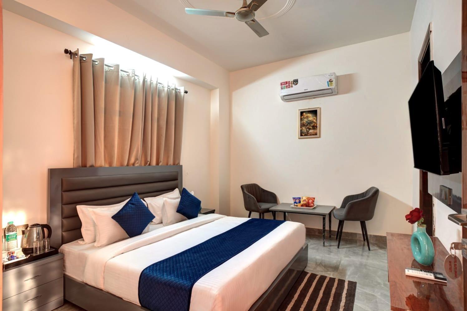 Hotel Elite Grand Near Kailash Hospital Noida Eksteriør bilde