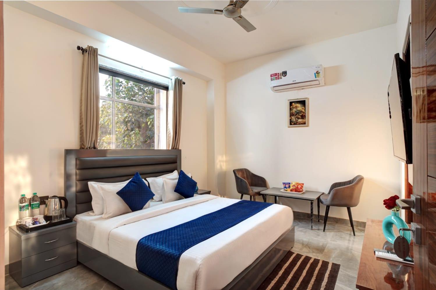 Hotel Elite Grand Near Kailash Hospital Noida Eksteriør bilde