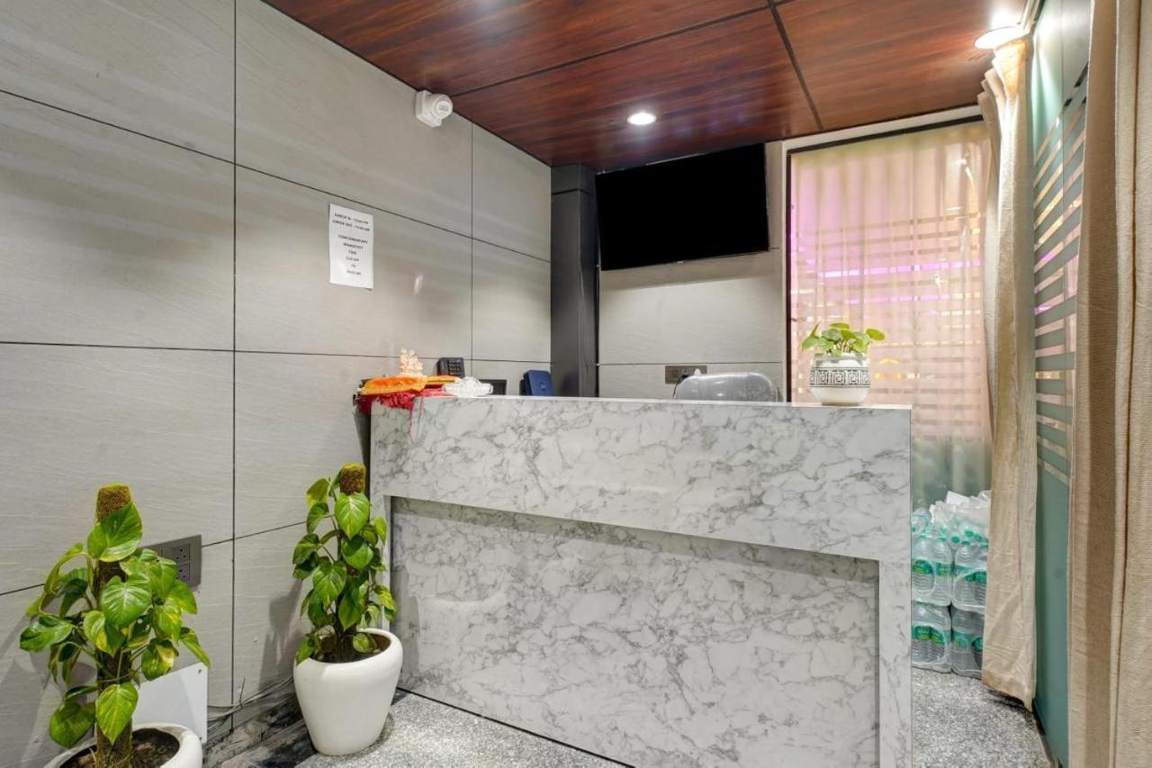 Hotel Elite Grand Near Kailash Hospital Noida Eksteriør bilde